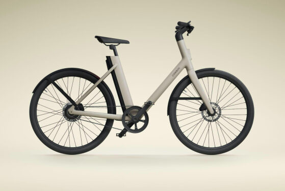 Cowboy launches the Cowboy 4 e-bike, with a step-through version and built-in phone charger – TechCrunch