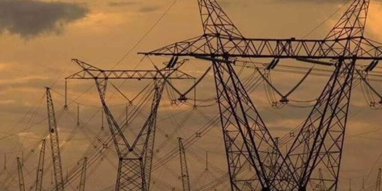 Discoms’ outstanding dues to gencos fall 11.2 pc to Rs 81,628 cr in April