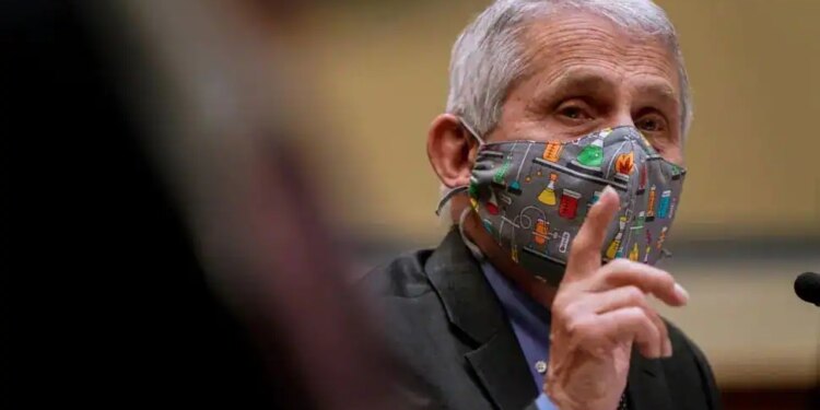 Early reports encouraging about omicron variant: Anthony Fauci | World News