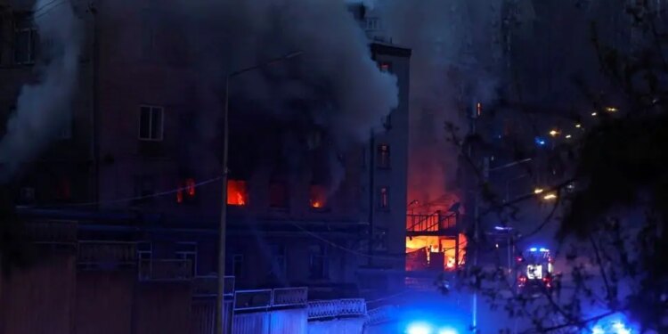 Russia-Ukraine war: Blasts hit Kyiv as UN chief visits, US pledges new aid to Ukraine | World News