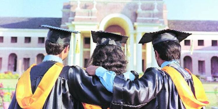 Funding education through scholarship: How to avail it in India?