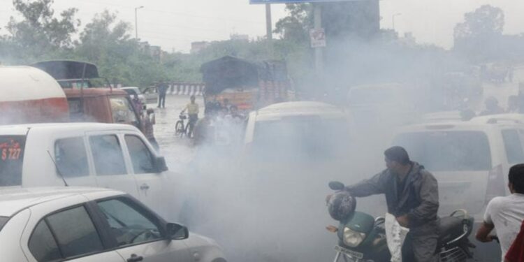 Data-driven testing needed to address vehicle pollution in Delhi-NCR, say experts, ET Auto